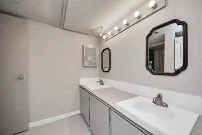10051 Westpark Drive #272, Houston, TX 77042 - Photo 27