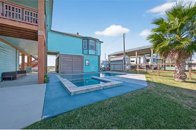 1127 County Road 299, Sargent, TX 77414 - Photo 37