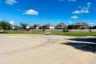9434 Turquoise Meadow Ln, Rosharon, TX 77583 - Photo 35