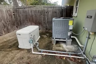 405 19th St N, Texas City, TX 77590 - Photo 21