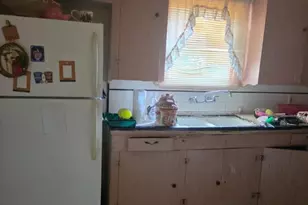 2135 W Wildwood Dr, San Antonio, TX 78201 - Photo 23