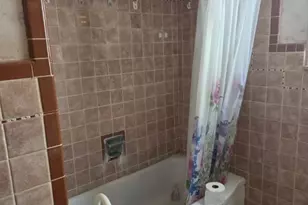 2135 W Wildwood Dr, San Antonio, TX 78201 - Photo 21