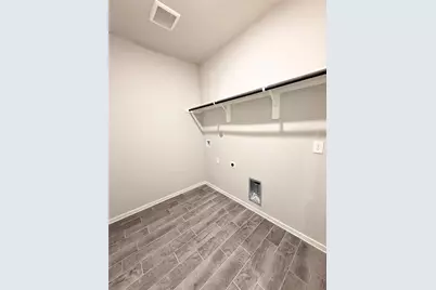 13627 Lago Vista Drive, Iowa Colony, TX 77583 - Photo 11