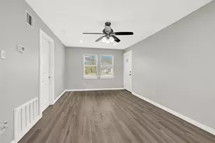 4322 Alconbury Ln, Houston, TX 77021 - Photo 17