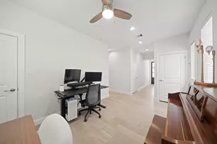 9551 Neuens Rd, Houston, TX 77080 - Photo 29