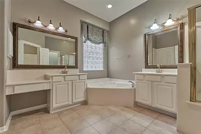 28 Misty Harbor E, Montgomery, TX 77356 - Photo 29