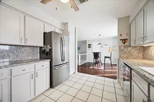 15 S Curlew St, La Marque, TX 77568 - Photo 11