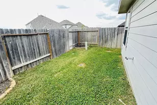 236 Rustic Ridge Cir, Magnolia, TX 77354 - Photo 13