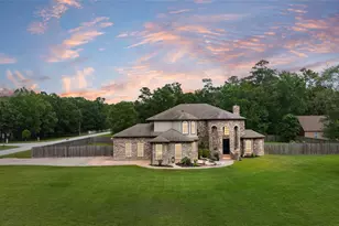 1202 Rocky Falls Ln, Huffman, TX 77336 - Photo 15