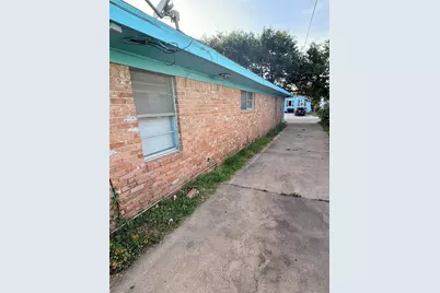 5107 Avenue Q, Galveston, TX 77551 - Photo 27