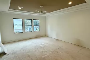 407 E 27th St, Houston, TX 77008 - Photo 11