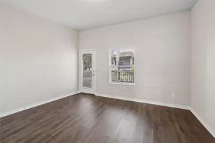 705 N Bayshore Dr, La Porte, TX 77571 - Photo 9