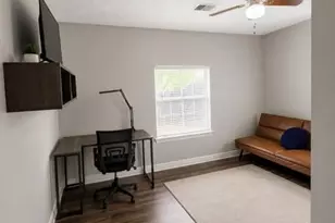 4006 Caplin St, Houston, TX 77026 - Photo 13