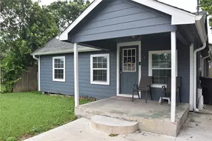 4006 Caplin St, Houston, TX 77026 - Photo 1