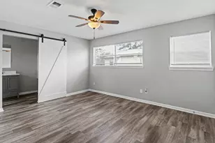 10262 Rockcrest Dr, Houston, TX 77041 - Photo 9