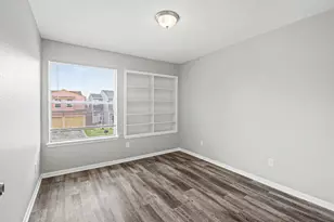 10262 Rockcrest Dr, Houston, TX 77041 - Photo 11