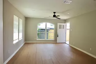 2722 Parker Rd, Houston, TX 77093 - Photo 5
