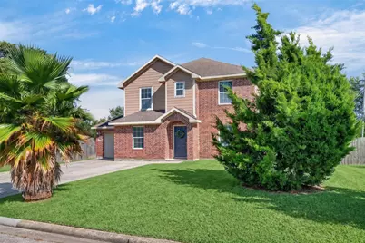 2820 28th Avenue N, Texas City, TX 77590 - Photo 3