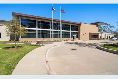 8944 Chatsworth Drive, Houston, TX 77024 - Photo 39