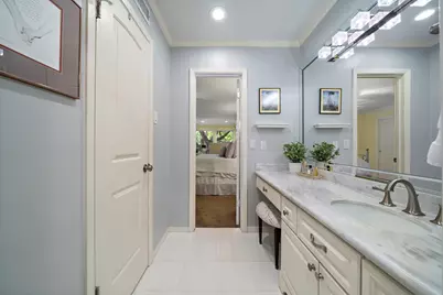 8944 Chatsworth Drive, Houston, TX 77024 - Photo 25