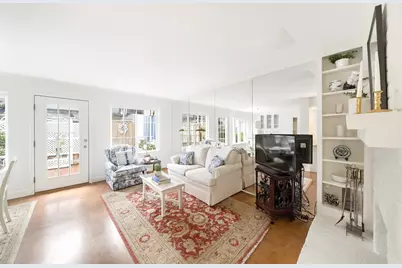 8944 Chatsworth Drive, Houston, TX 77024 - Photo 3