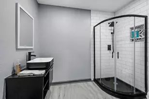 4406 Edison St, Houston, TX 77009 - Photo 13