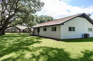 503 Maxine, East Bernard, TX 77435 - Photo 9