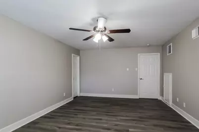 6026 Egypt Drive, Pasadena, TX 77505 - Photo 15