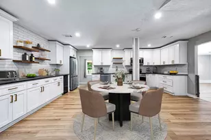 2113 21st Ave N, Texas City, TX 77590 - Photo 3