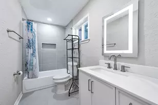 2113 21st Ave N, Texas City, TX 77590 - Photo 19