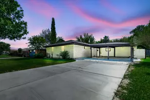 2113 21st Ave N, Texas City, TX 77590 - Photo 25