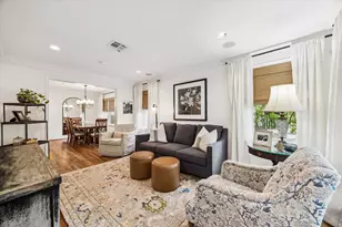 943 Columbia St, Houston, TX 77008 - Photo 5