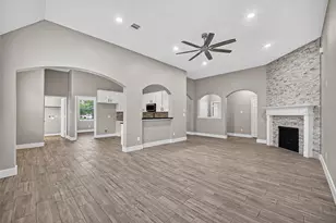 14538 Burleson Bend Drive, Houston, TX 77049 - Photo 17