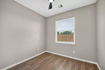 14538 Burleson Bend Drive, Houston, TX 77049 - Photo 29