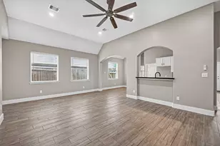 14538 Burleson Bend Drive, Houston, TX 77049 - Photo 19