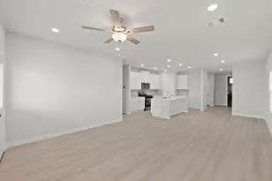 420 Long Br Dr, Dayton, TX 77535 - Photo 15