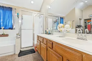 3802 Storm Creek Dr, Houston, TX 77088 - Photo 11