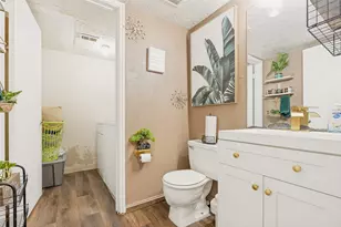 3802 Storm Creek Dr, Houston, TX 77088 - Photo 9
