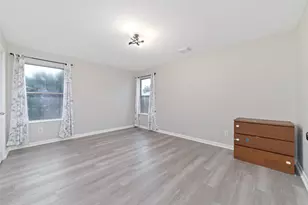 527 Remington Point Ct, Houston, TX 77073 - Photo 23