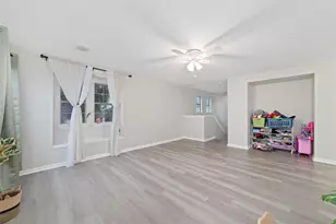 527 Remington Point Ct, Houston, TX 77073 - Photo 21