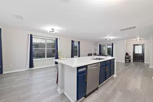 527 Remington Point Ct, Houston, TX 77073 - Photo 7