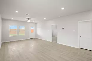 29119 Dandelion Sky Dr, Waller, TX 77484 - Photo 5