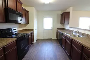 8202 Sandy Sea Rd, Cove, TX 77523 - Photo 9