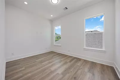 1945 Knoll Square Drive, Houston, TX 77080 - Photo 15