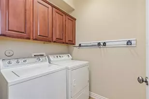 39 Medley Ln, The Woodlands, TX 77382 - Photo 13