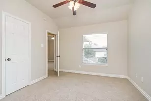 39 Medley Ln, The Woodlands, TX 77382 - Photo 25