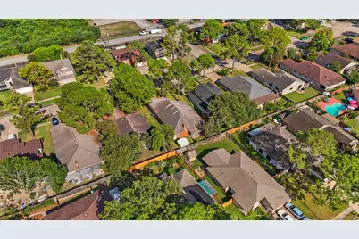 8118 Vista Del Sol Drive, Houston, TX 77083 - Photo 31