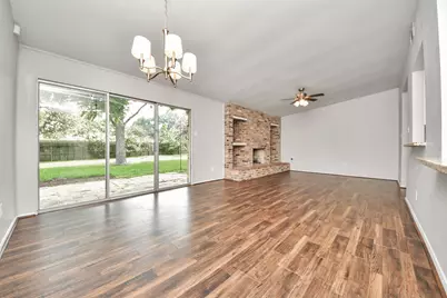 5602 Dryad Drive, Houston, TX 77035 - Photo 13