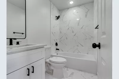 1052 North Lane #A/B, Houston, TX 77088 - Photo 25