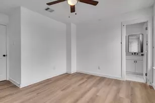 1052 North Ln, Houston, TX 77088 - Photo 49
